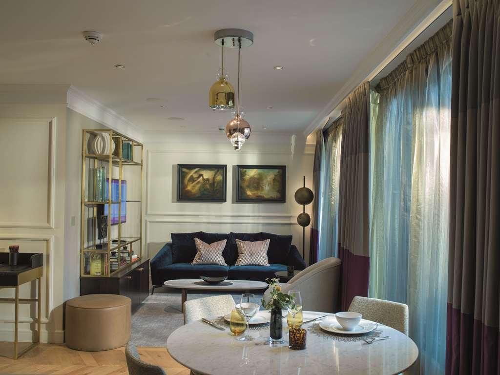 The Guardsman - Preferred Hotels And Resorts Λονδίνο Δωμάτιο φωτογραφία The interior of a typical apartment